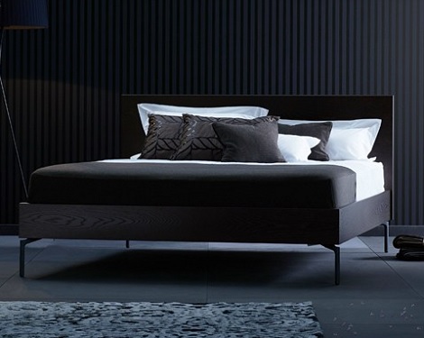 Schramm bed wood 18 gala S, anna, design, wenge kleur,poot 20,theo bot, basis matras mythos